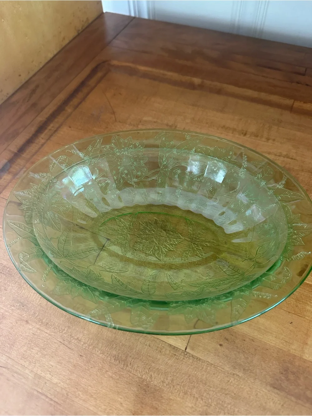 Jeanette’s Glass Ponsettia Uranium Glass Oval Bowl